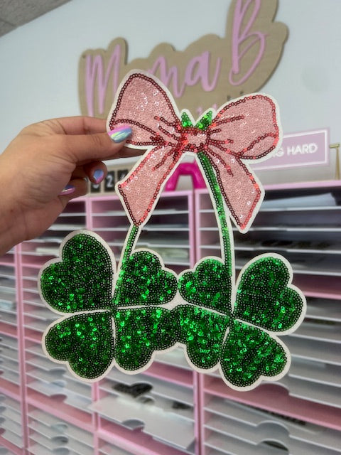 Clover Bow